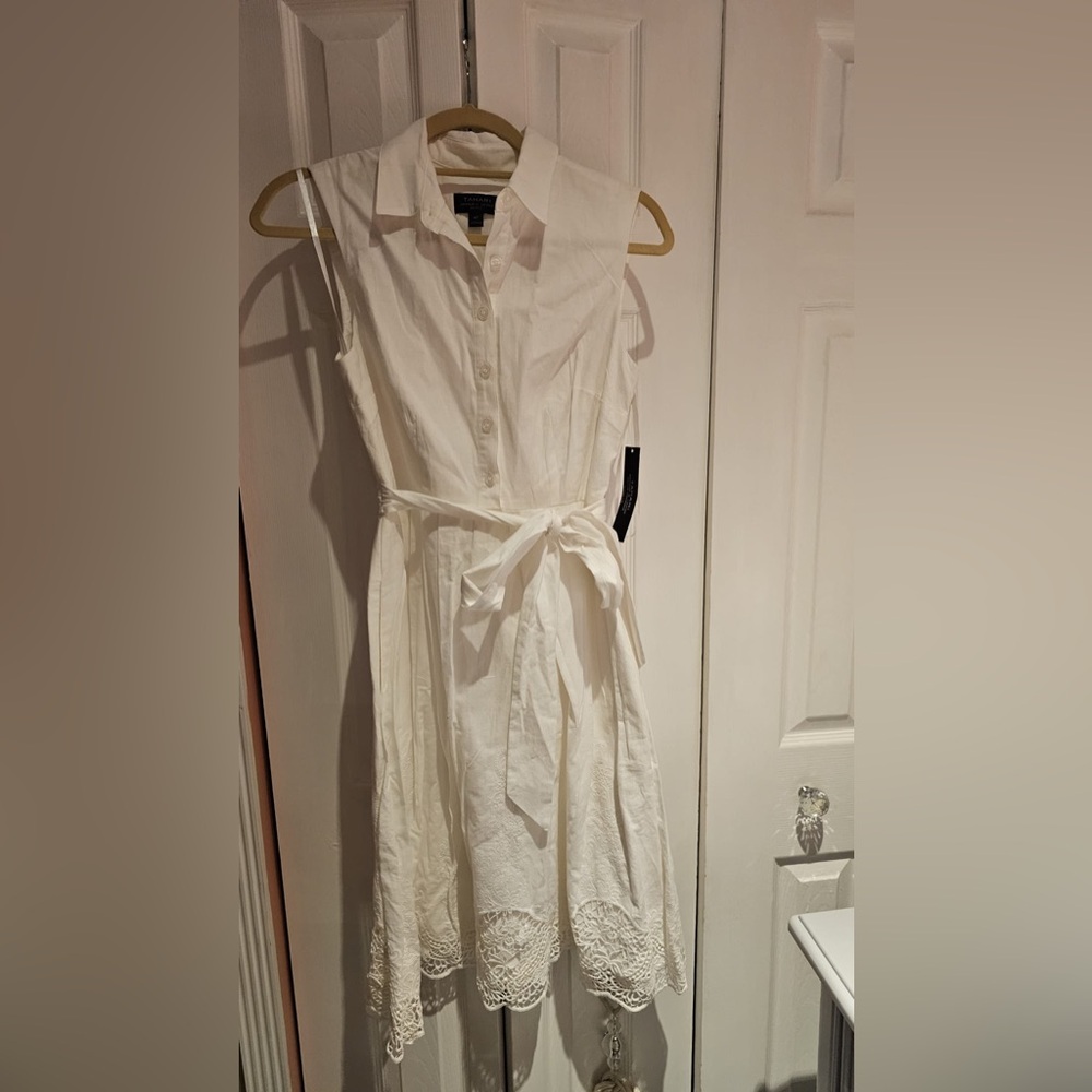 Tahari White Sleeveless Sundress with Notched Collar